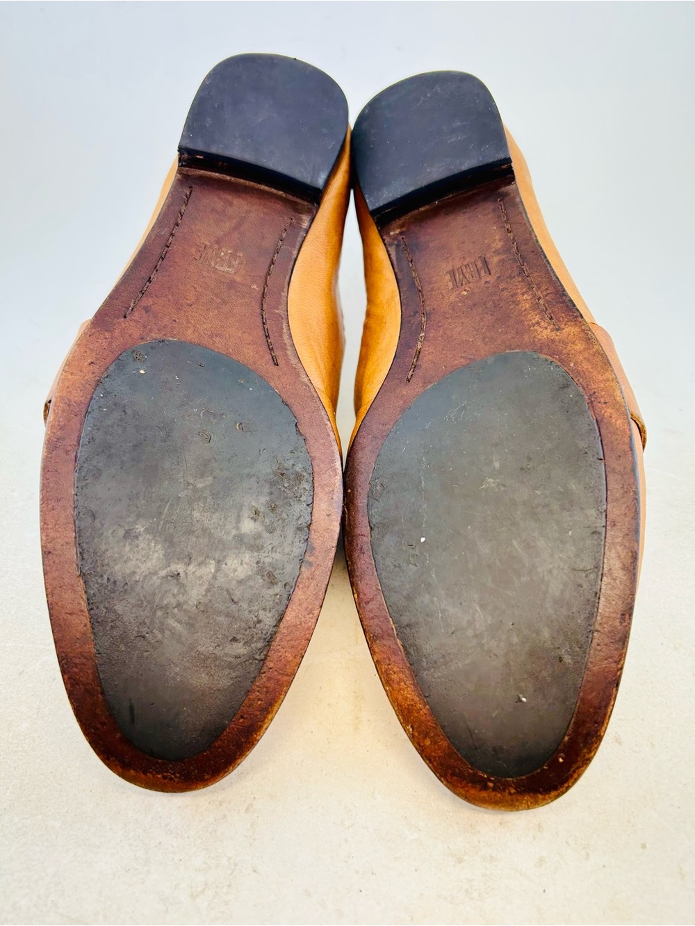 FRYE Camel Tan Terri Buffalo Leather Minimalist Penny Loafers, size 11 M FLAW - Picture 12 of 15